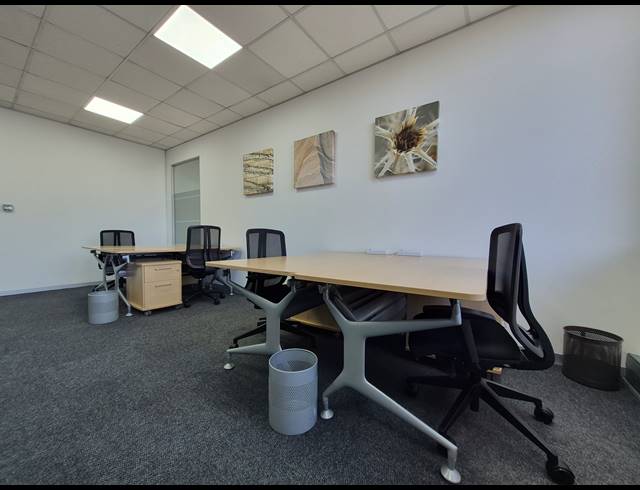 57M² OFFICE TO LET IN SANDTON CENTRAL